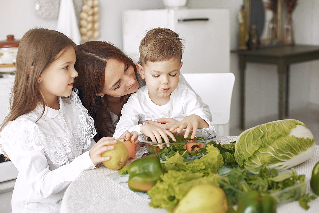 Вегетарианство у детей: польза или вред?